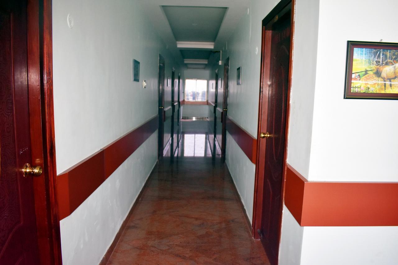 Hotel Apple Park Inn Tiruchirappalli Esterno foto