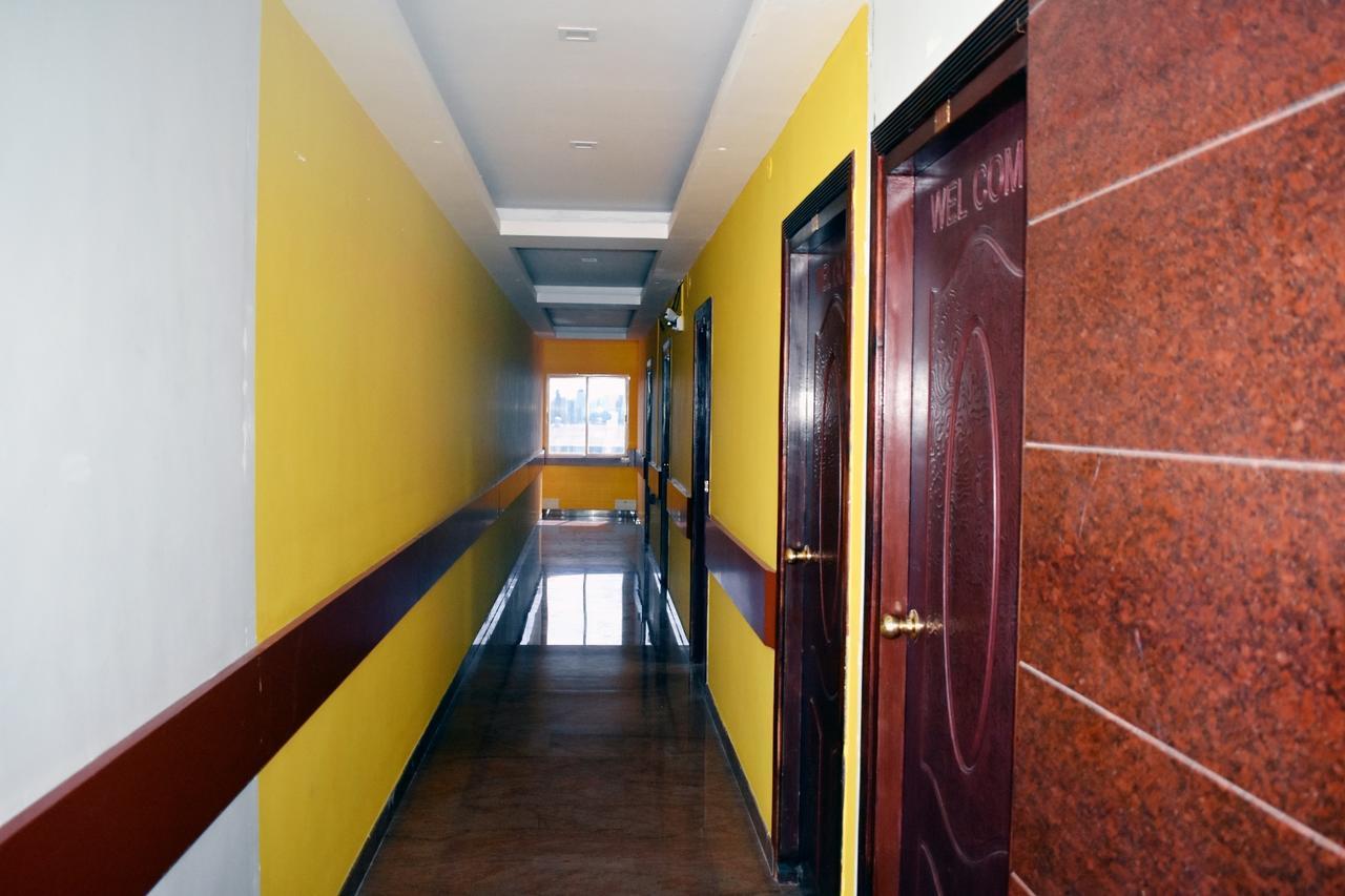 Hotel Apple Park Inn Tiruchirappalli Esterno foto