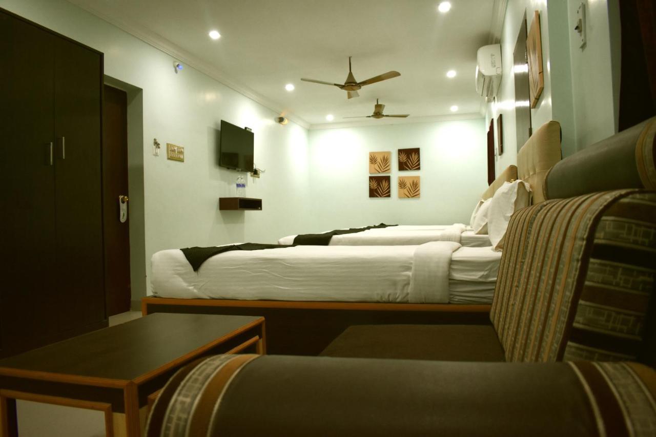 Hotel Apple Park Inn Tiruchirappalli Esterno foto