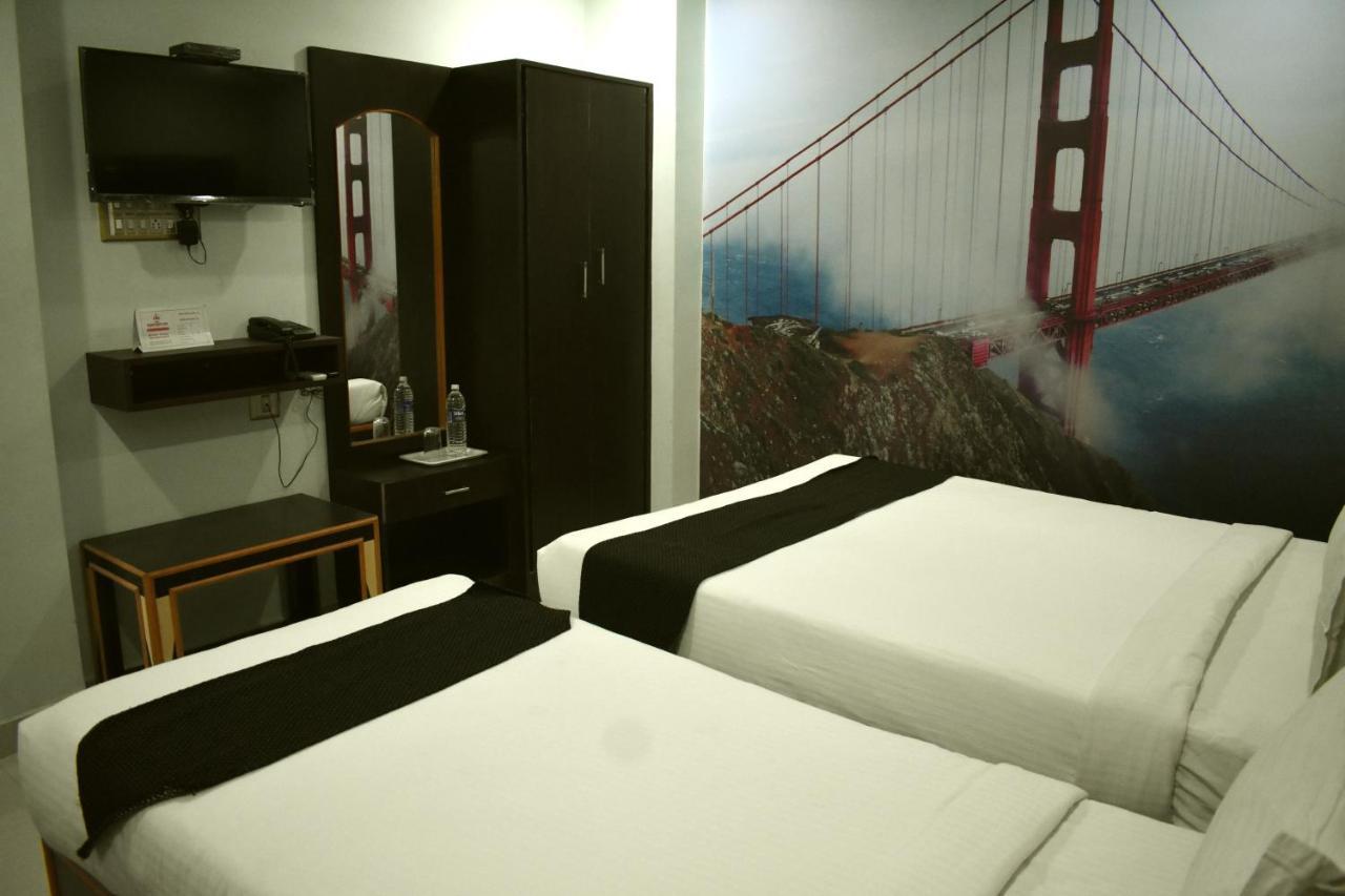 Hotel Apple Park Inn Tiruchirappalli Esterno foto